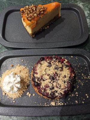 Cheesecake 😍😍 + crumble at The Green Affair - Chiado in Lisbon