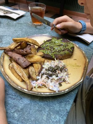 Steack seitan met zoete aardappel  at The Green Affair - Chiado in Lisbon