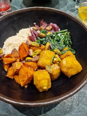 Winter bowl at The Green Affair - Chiado in Lisbon