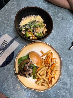 Chickpea and quinoa burger and Buddha bowl  at The Green Affair - Chiado in Lisbon