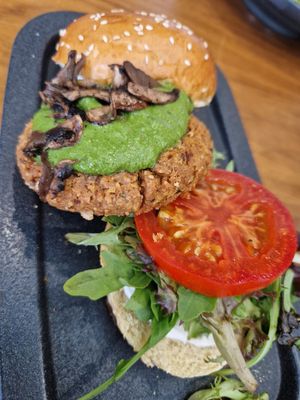 Chickpea burguer at The Green Affair - Chiado in Lisbon