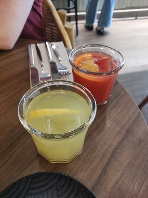 Lemonade and juice of the day at The Green Affair - Chiado in Lisbon