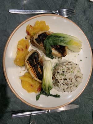 beef wellington with mango chutney, wild &white rice, buk choy  at The Green Affair - Chiado in Lisbon