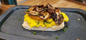 Scrambled and toast at The Green Affair - Chiado in Lisbon