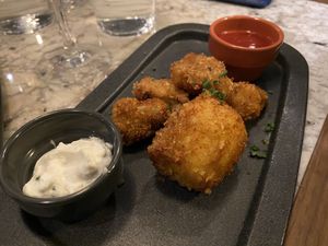 Cauliflower “wings” (starter) at The Green Affair - Chiado in Lisbon