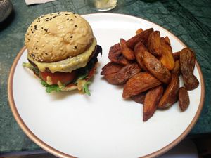 Burger at The Green Affair - Chiado in Lisbon