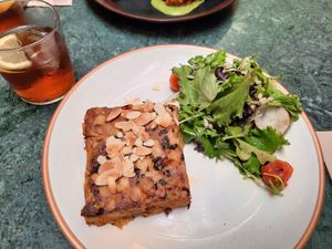 Organic tofu espiritual at The Green Affair - Chiado in Lisbon