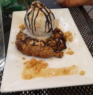 Chocolate chip cookie and ice cream at Darbster in West Palm Beach
