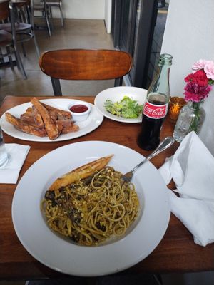  at Darbster in West Palm Beach