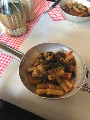 rigatone made vegan upon request at Nannarella in Rome