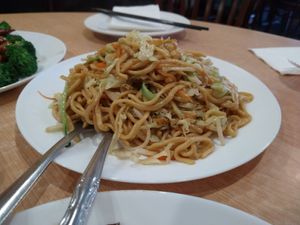 Chow Mein at Enjoy Vegetarian - Financial District in San Francisco