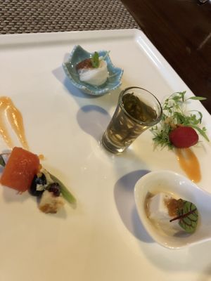 Peanut tofu, sea grass, yam  at Yangming Spring - 陽明春天蔬食 in Taipei