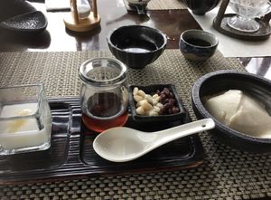 Sweets at Yangming Spring - 陽明春天蔬食 in Taipei