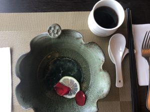 :-) at Yangming Spring - 陽明春天蔬食 in Taipei