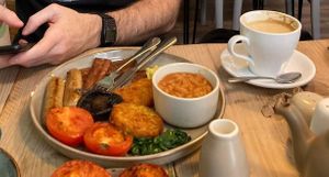 A really good breakfast with quality ingredients. I'd only say one thing wrong about it, more mushrooms please.  at Potts Coffee in Liverpool