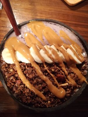 Perfect Purple Smoothie bowl with granola & peanut butter at Roots in Zagreb