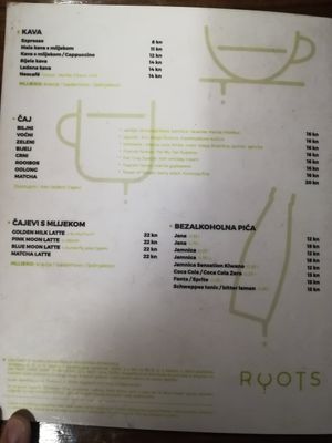 Plant-based milk alternatives at Roots in Zagreb