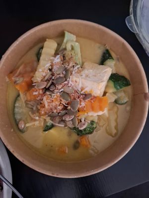 Green curry at Khu Khu in Auckland