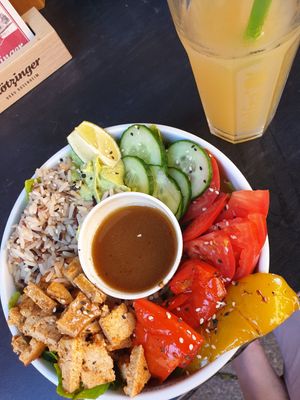 Tofu Wabohu Bowl at Katzentempel - Rosenheim in Rosenheim