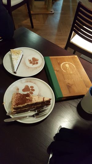 Kuchen at Katzentempel - Rosenheim in Rosenheim