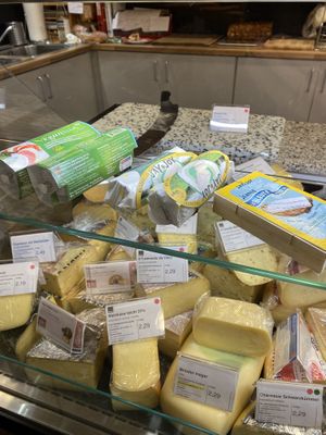 Jay & Joy vegan cheese & vegan mozzarella  at Bioladen Kleeblatt in Neuss