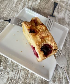 Apple raspberry cake 🍰  at Buena Vista Café in Fuerteventura
