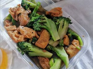 Garlic Mock Duck Stir Fry at Thai Street in Norwich