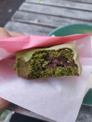  at Whyte - VENUTS in Tokyo