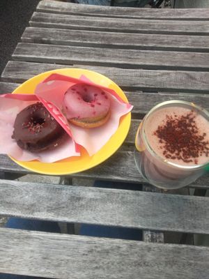  at Whyte - VENUTS in Tokyo