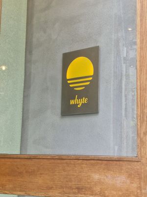  at Whyte - VENUTS in Tokyo