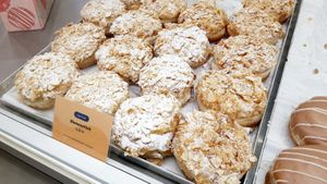 Display of donuts at Brammibal's Donuts - KaDeWe in Berlin
