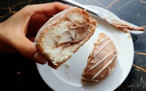 Donut "Nougat & Vanilla double-filled" at Brammibal's Donuts - KaDeWe in Berlin