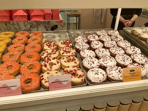 The cinnamon sugar & salted caramel donuts got cut off!  at Brammibal's Donuts - KaDeWe in Berlin