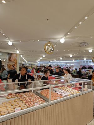 Store at Brammibal's Donuts - KaDeWe in Berlin