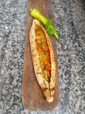 Xtra Vegan Pide mit frischem Gemüse at Big Baba in Achern