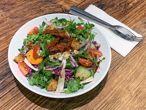 Garden salad  at Au-Vert in Nanning