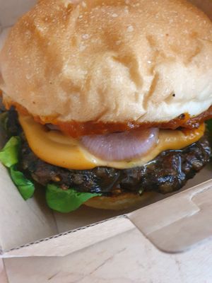 Burger at Great Lakes in Tokyo