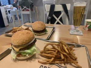 Superior burger  at Great Lakes in Tokyo