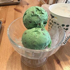 Mint ice cream   at Great Lakes in Tokyo
