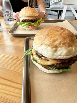 Burgers  at Great Lakes in Tokyo