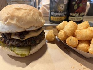 Ontario Burger  at Great Lakes in Tokyo