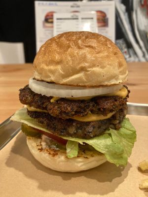 Ontario burger at Great Lakes in Tokyo