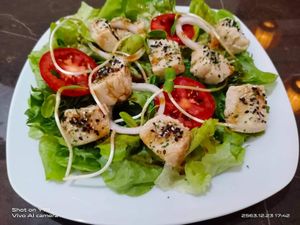 Green salad with cashewnut cheese at Horizon Cafe in Koh Samui