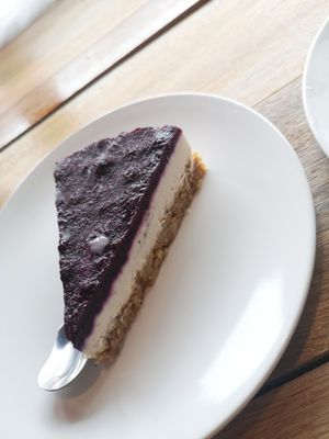 Vegan blueberry cake at Horizon Cafe in Koh Samui