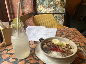 Lavender lemonade and oatmeal   at Palo Verde in Prague