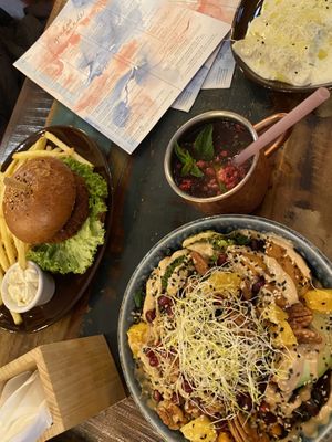 Pokebowl, ravioli, crispy burger menu  at Palo Verde in Prague