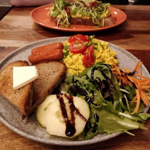 Scrambled tofu at Palo Verde in Prague