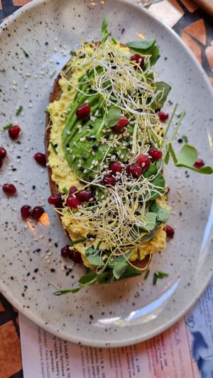 Tofuspread, Avodaco sandwich at Palo Verde in Prague