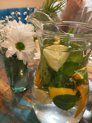 Courtesy water at Palo Verde in Prague