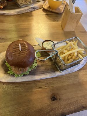 Chicken Burger #Veganuary at Palo Verde in Prague